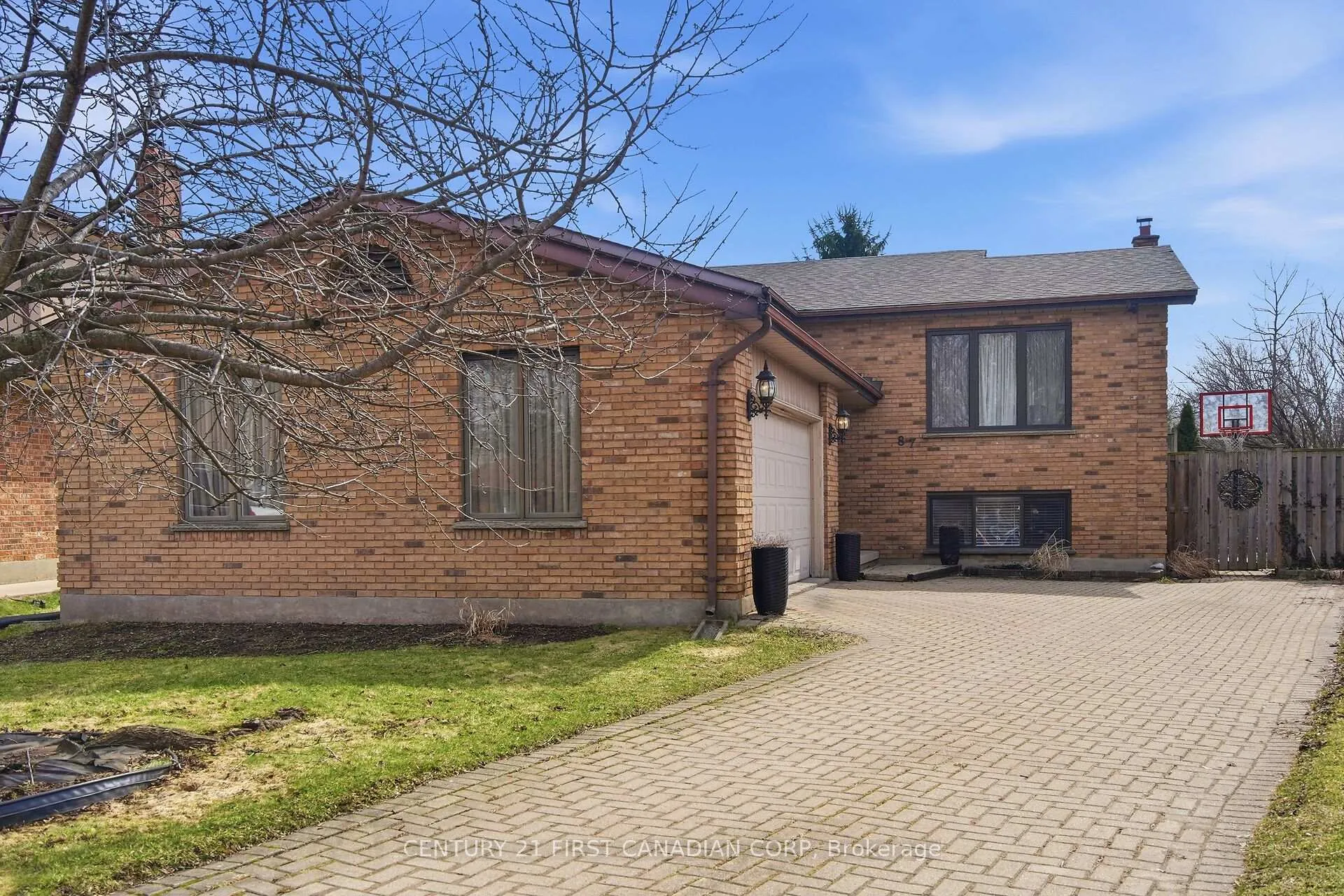 Photo 2 of 87 Grieve Place, London, South Y — HOMEH