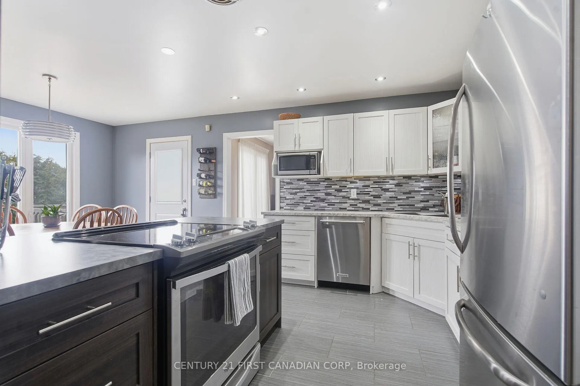Photo 8 of 87 Grieve Place, London, South Y — HOMEH