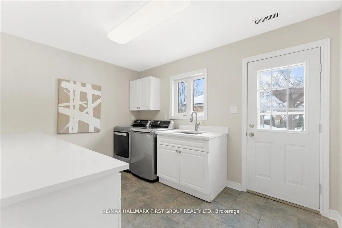 Photo 18 of 1884 Appleview Road, Pickering, Dunbarton — HOMEH