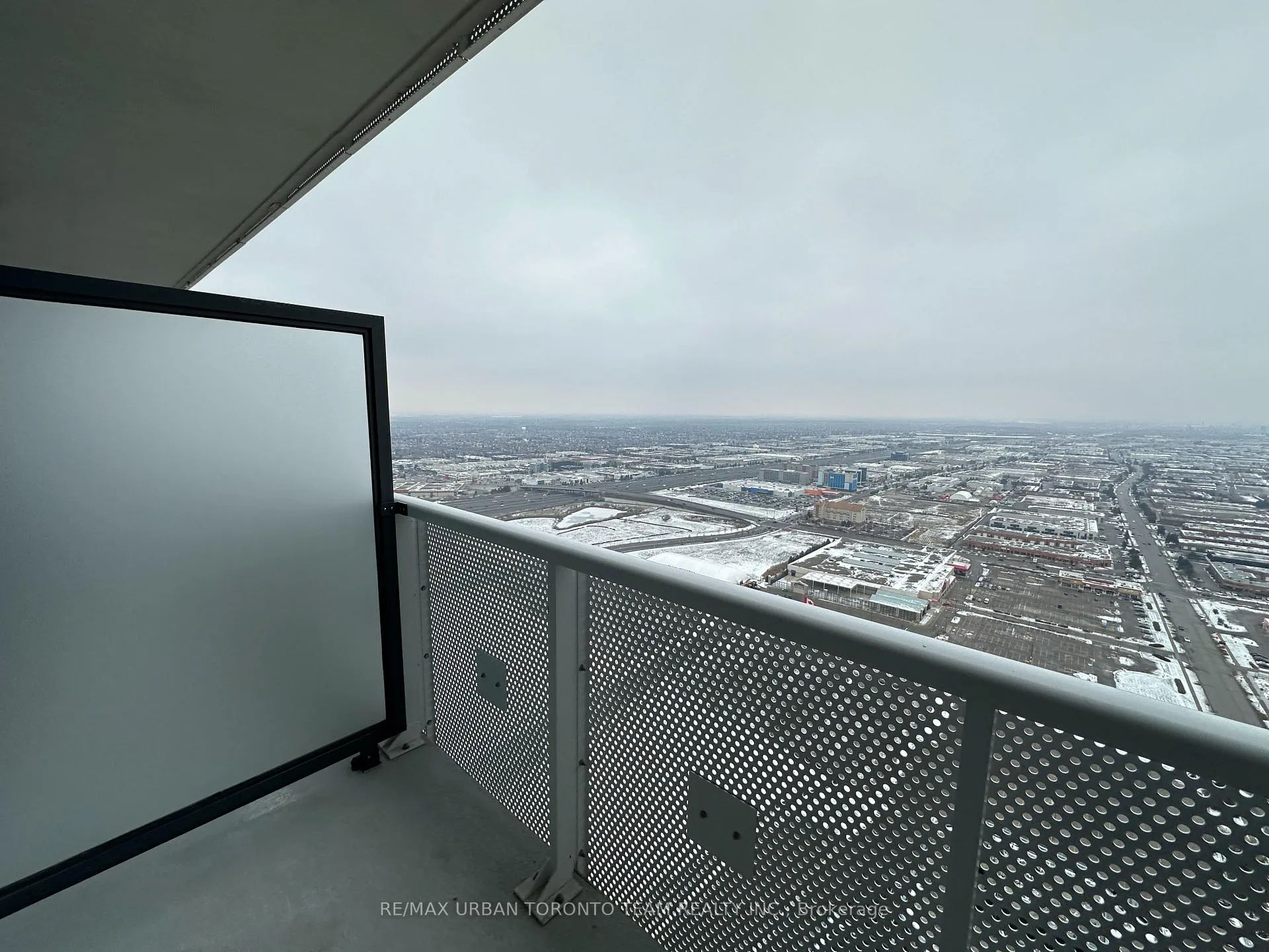 Photo 7 of Unit 4805, 8 Interchange Way, Vaughan, Vaughan Corporate Centre — HOMEH