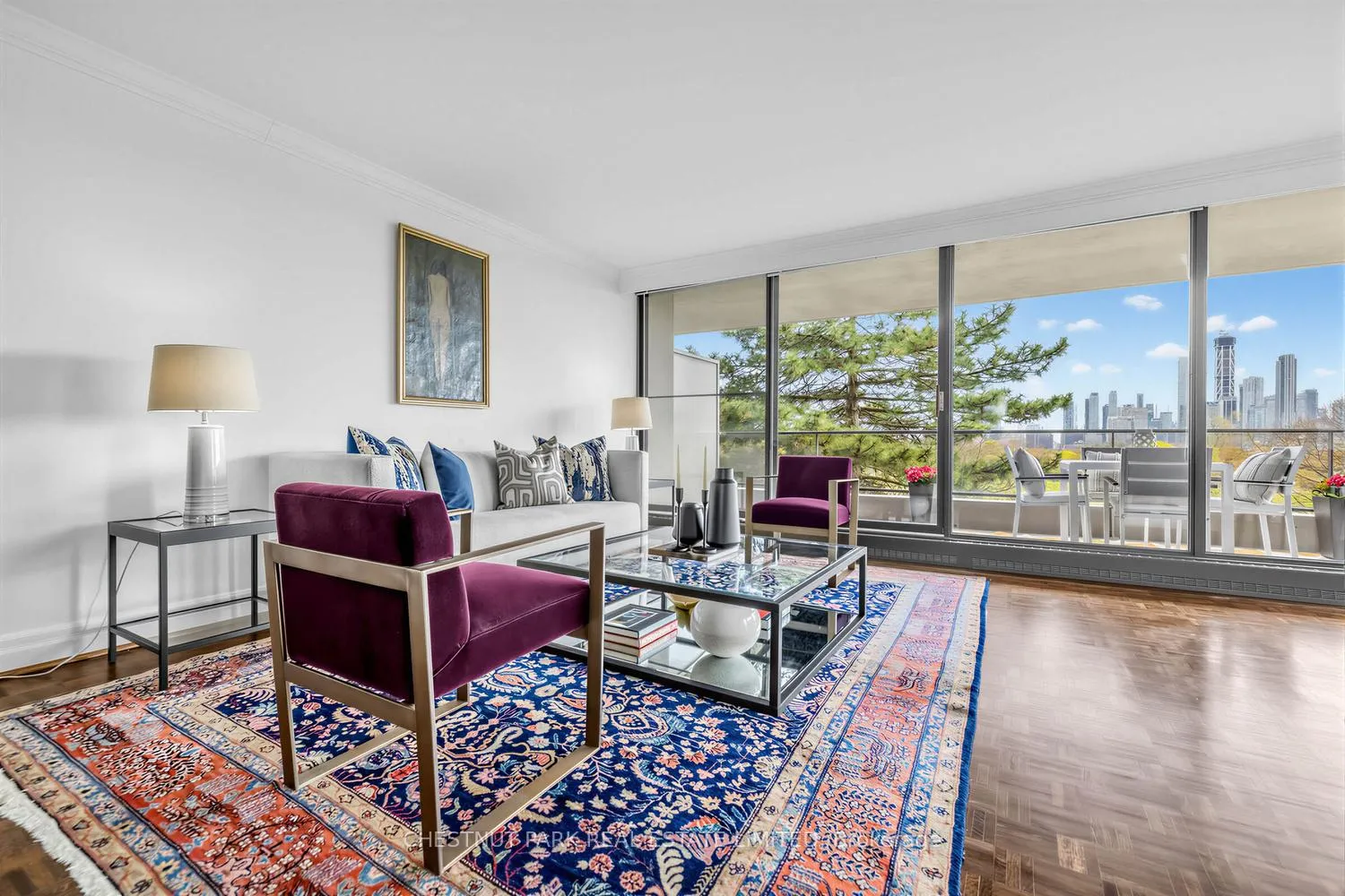 Photo 5 of Unit 506, 10 Avoca Avenue, Toronto, Rosedale-Moore Park — HOMEH
