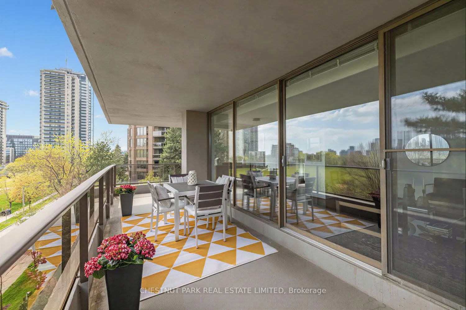 Photo 23 of Unit 506, 10 Avoca Avenue, Toronto, Rosedale-Moore Park — HOMEH