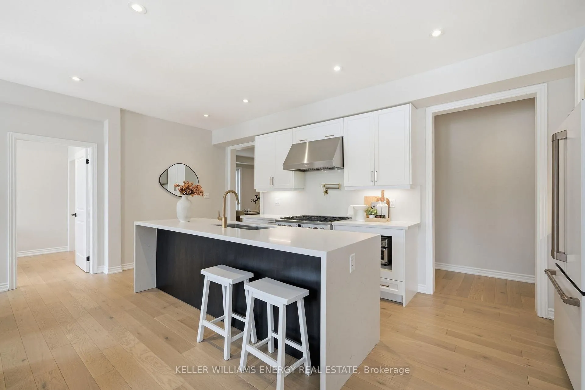 Photo 3 of 44 Priory Drive, Whitby, Rural Whitby — HOMEH