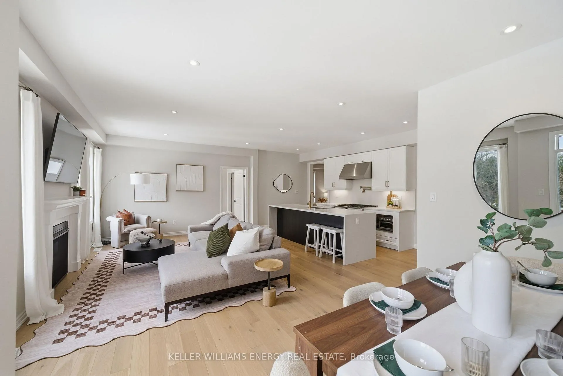 Photo 12 of 44 Priory Drive, Whitby, Rural Whitby — HOMEH