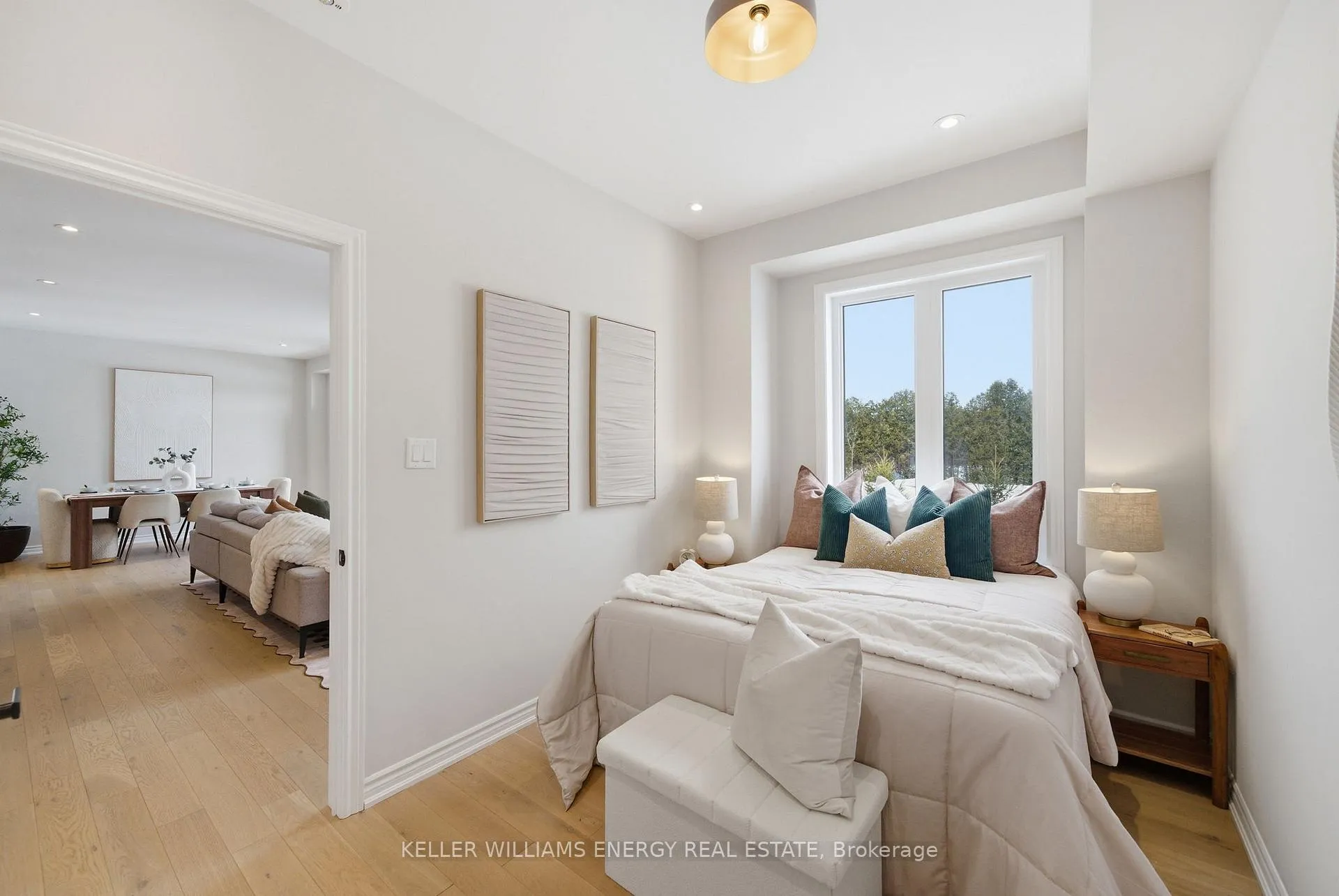 Photo 16 of 44 Priory Drive, Whitby, Rural Whitby — HOMEH