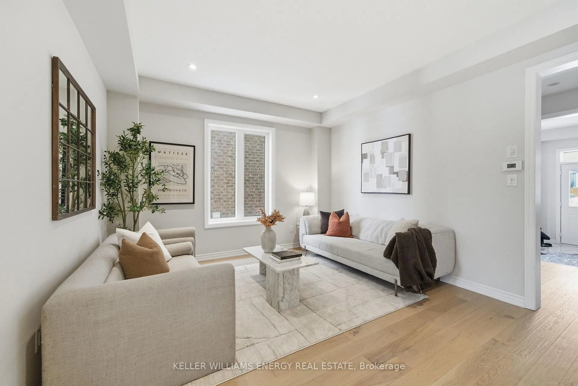 Photo 21 of 44 Priory Drive, Whitby, Rural Whitby — HOMEH