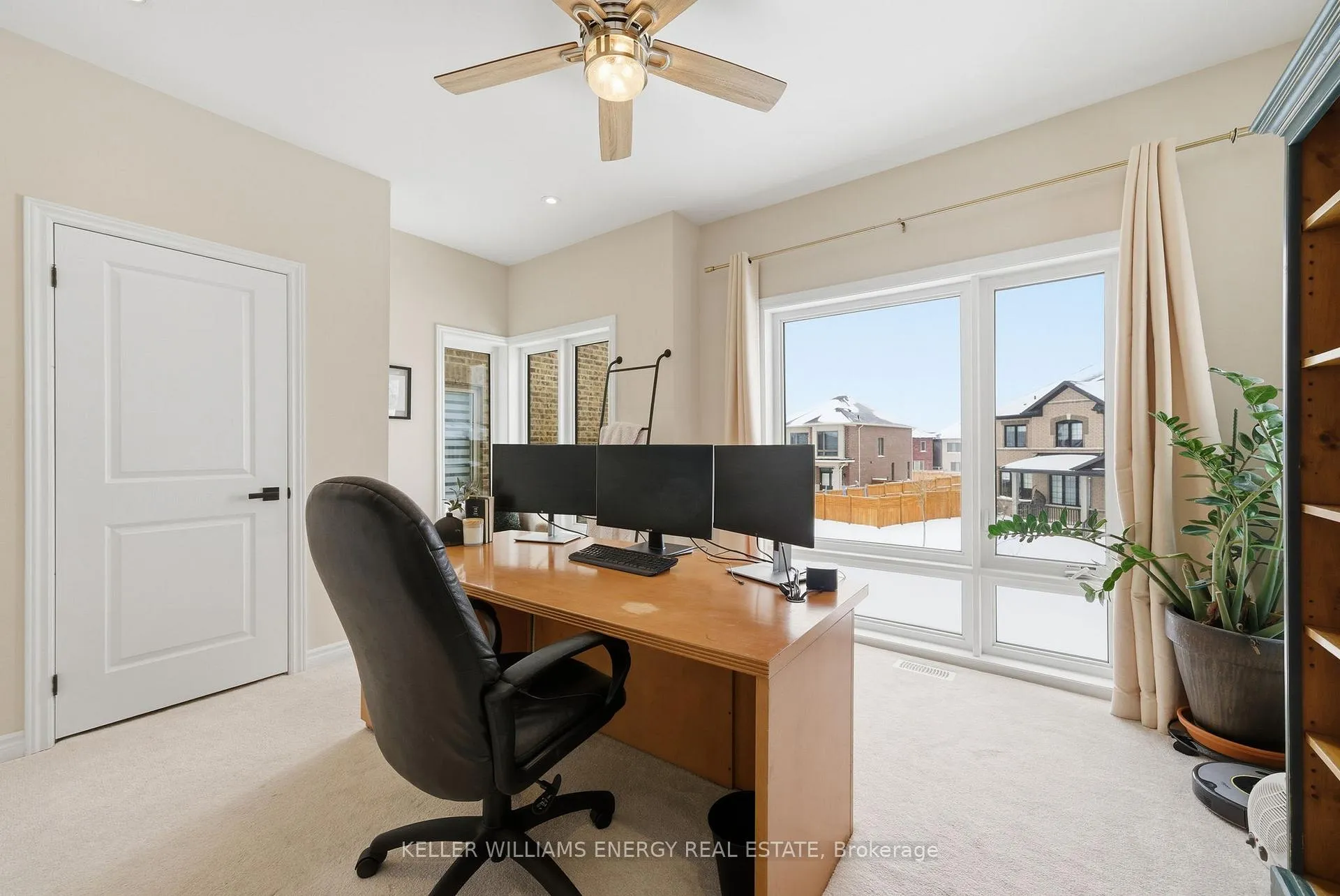 Photo 40 of 44 Priory Drive, Whitby, Rural Whitby — HOMEH