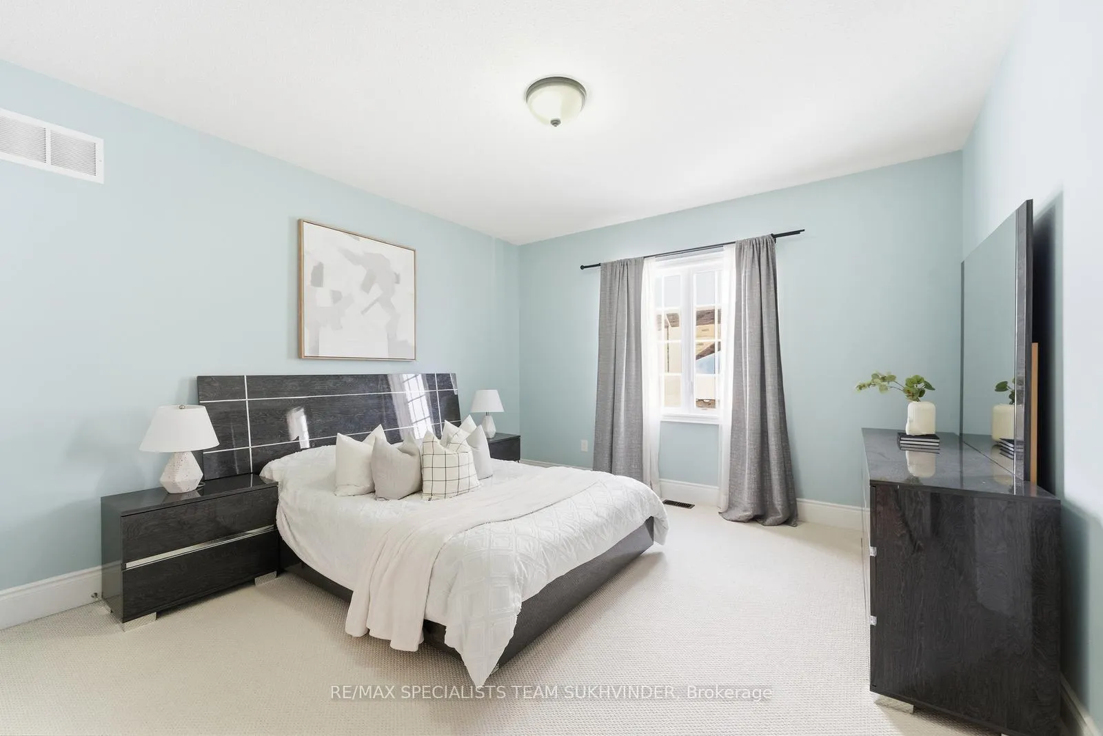 Photo 22 of 102 Belladonna Circle, Brampton, Toronto Gore Rural Estate — HOMEH