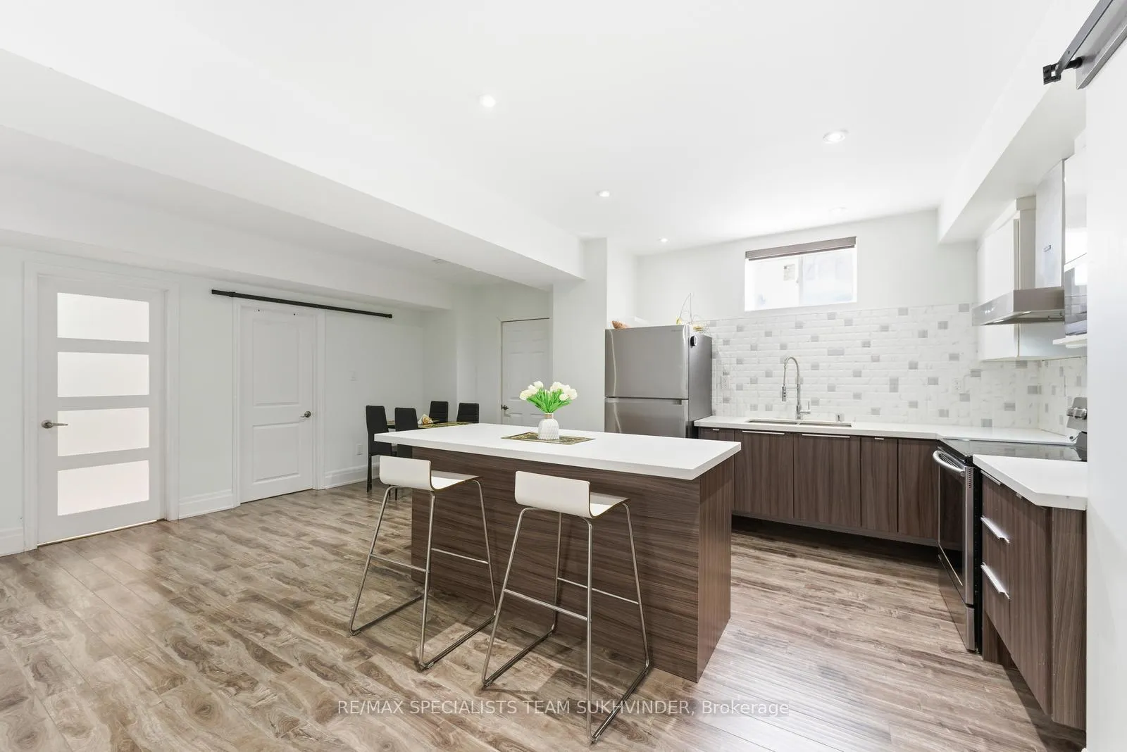 Photo 29 of 102 Belladonna Circle, Brampton, Toronto Gore Rural Estate — HOMEH