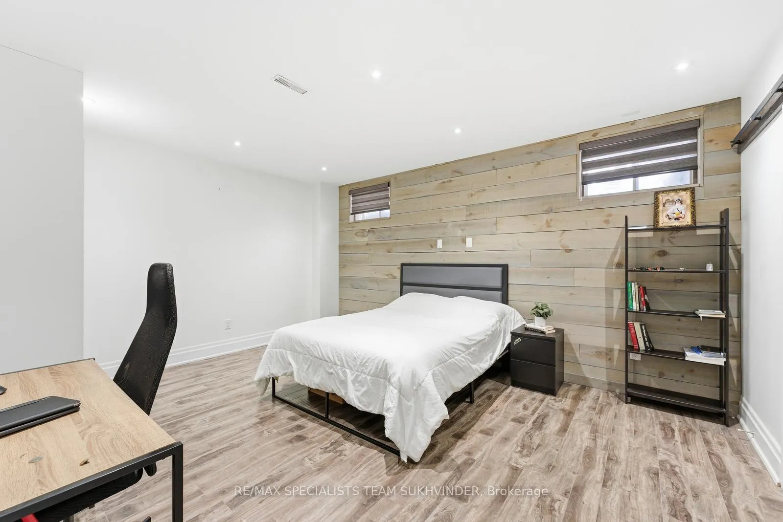 Photo 32 of 102 Belladonna Circle, Brampton, Toronto Gore Rural Estate — HOMEH