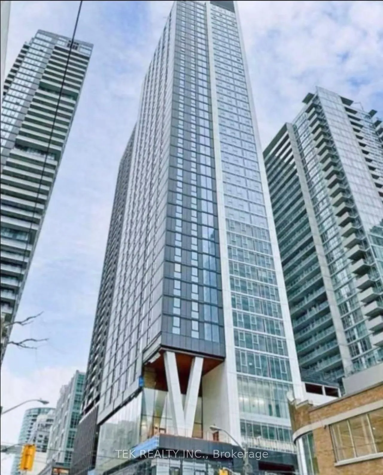 Photo 1 of Unit 1004, 357 King Street W, Toronto, Waterfront Communities — HOMEH