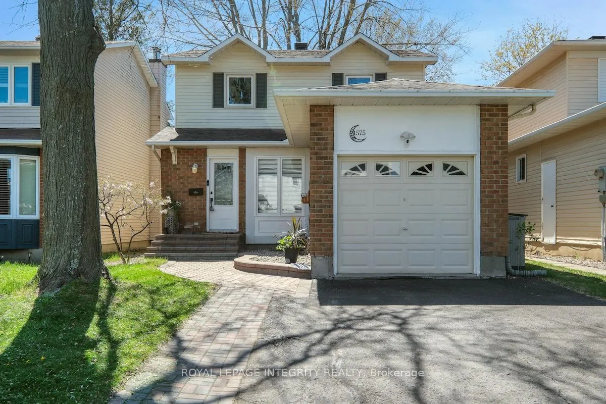 Photo 1 of 1575 Des Grives Crescent, Ottawa, Orleans/Sunridge — HOMEH
