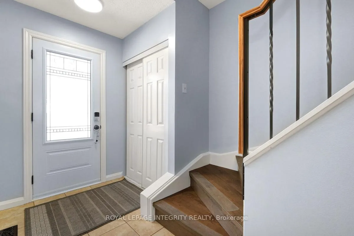Photo 5 of 1575 Des Grives Crescent, Ottawa, Orleans/Sunridge — HOMEH
