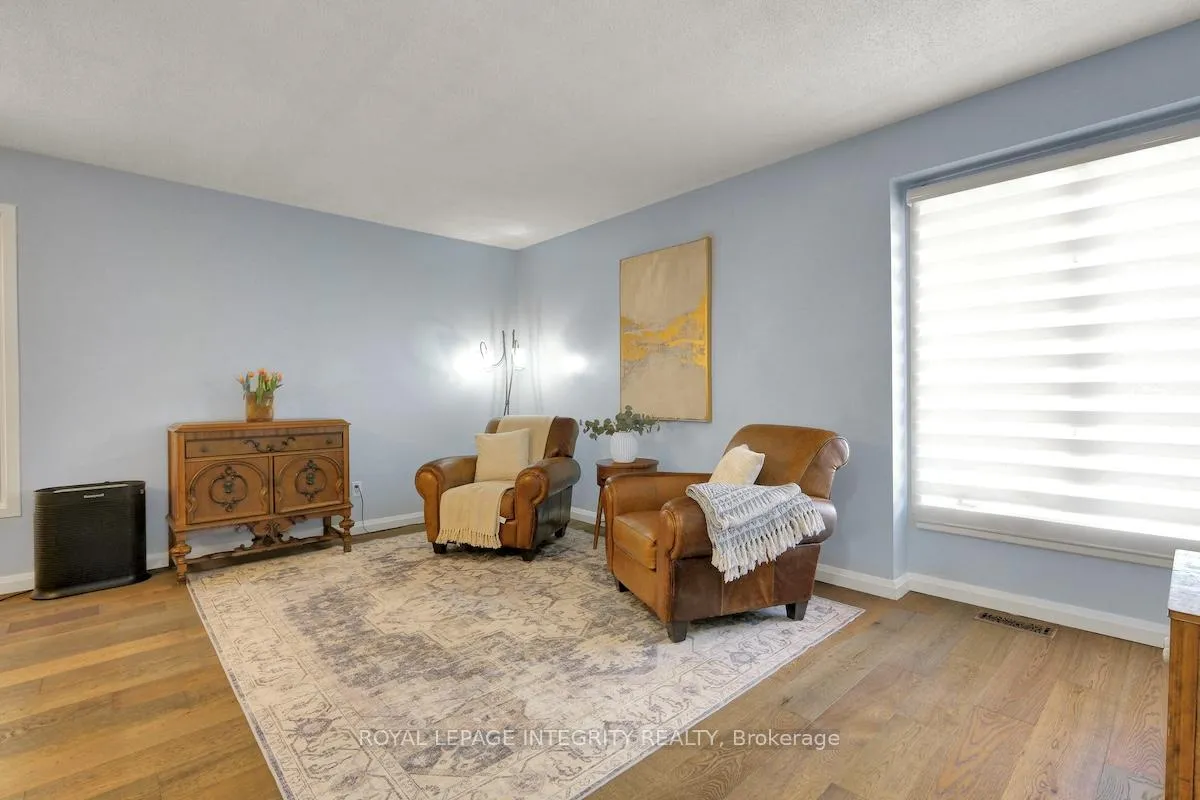 Photo 7 of 1575 Des Grives Crescent, Ottawa, Orleans/Sunridge — HOMEH