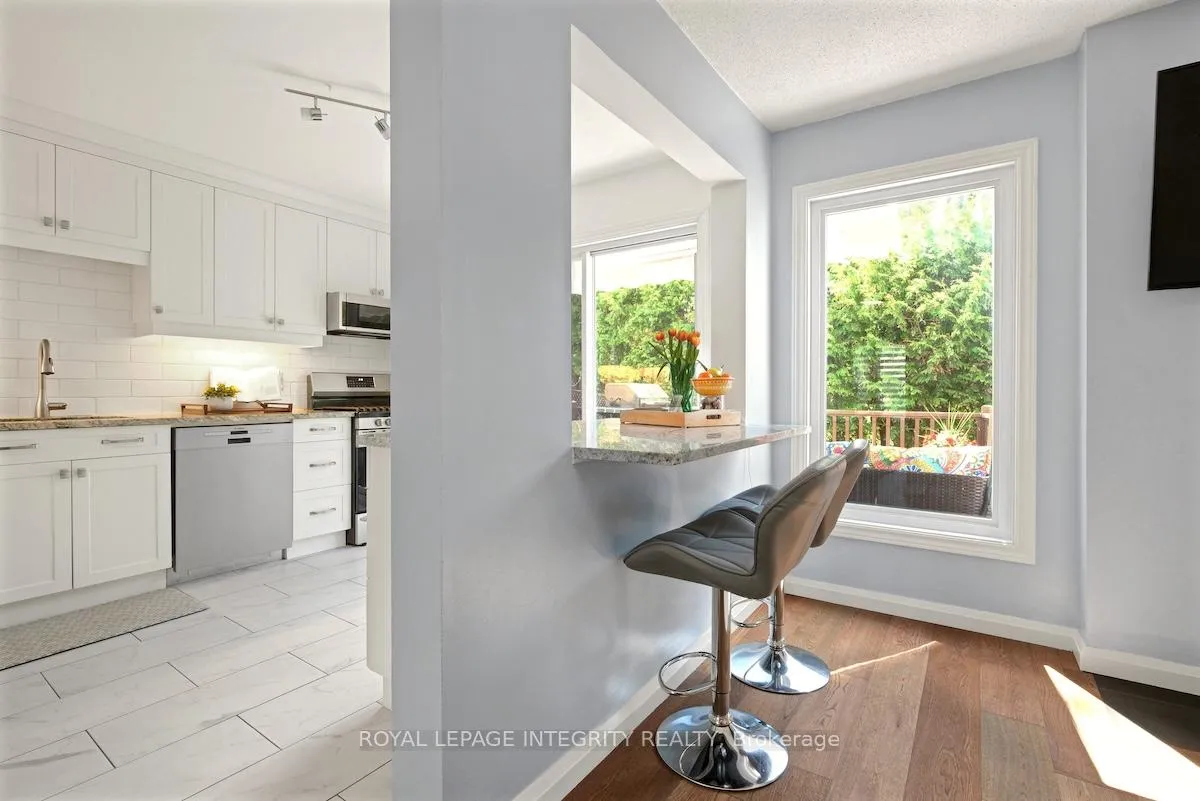 Photo 15 of 1575 Des Grives Crescent, Ottawa, Orleans/Sunridge — HOMEH