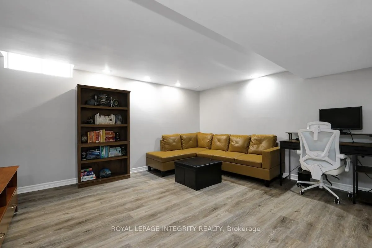 Photo 36 of 1575 Des Grives Crescent, Ottawa, Orleans/Sunridge — HOMEH