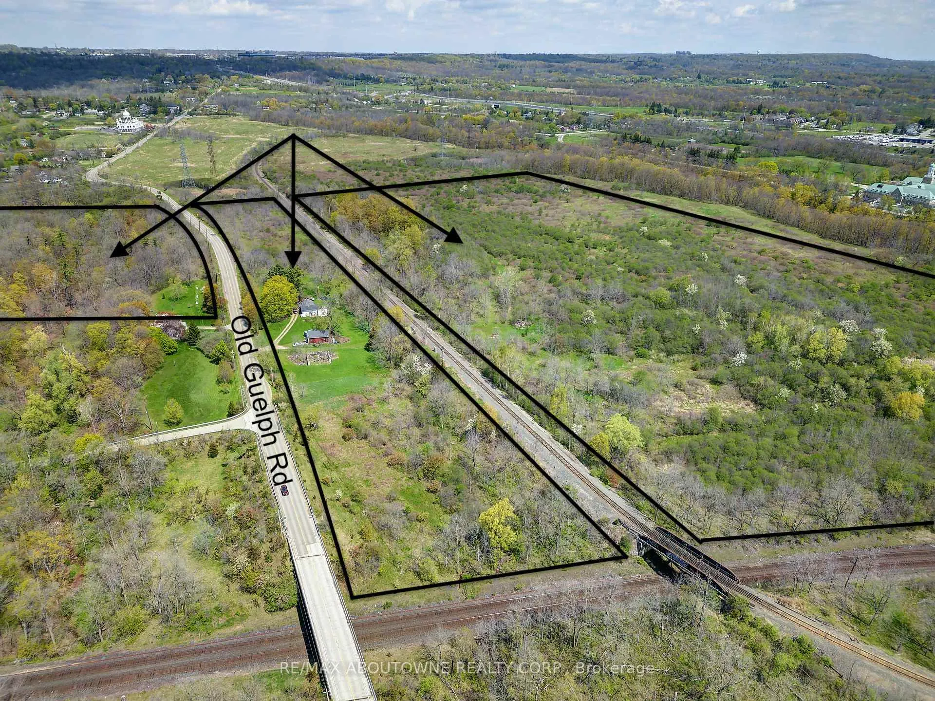 Photo 2 of 99 Old Guelph Road, Hamilton, Pleasant View — HOMEH