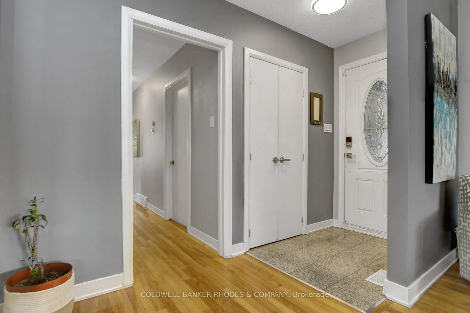 Photo 3 of 2424 Heaton Avenue, Ottawa, Hawthorne Meadows — HOMEH