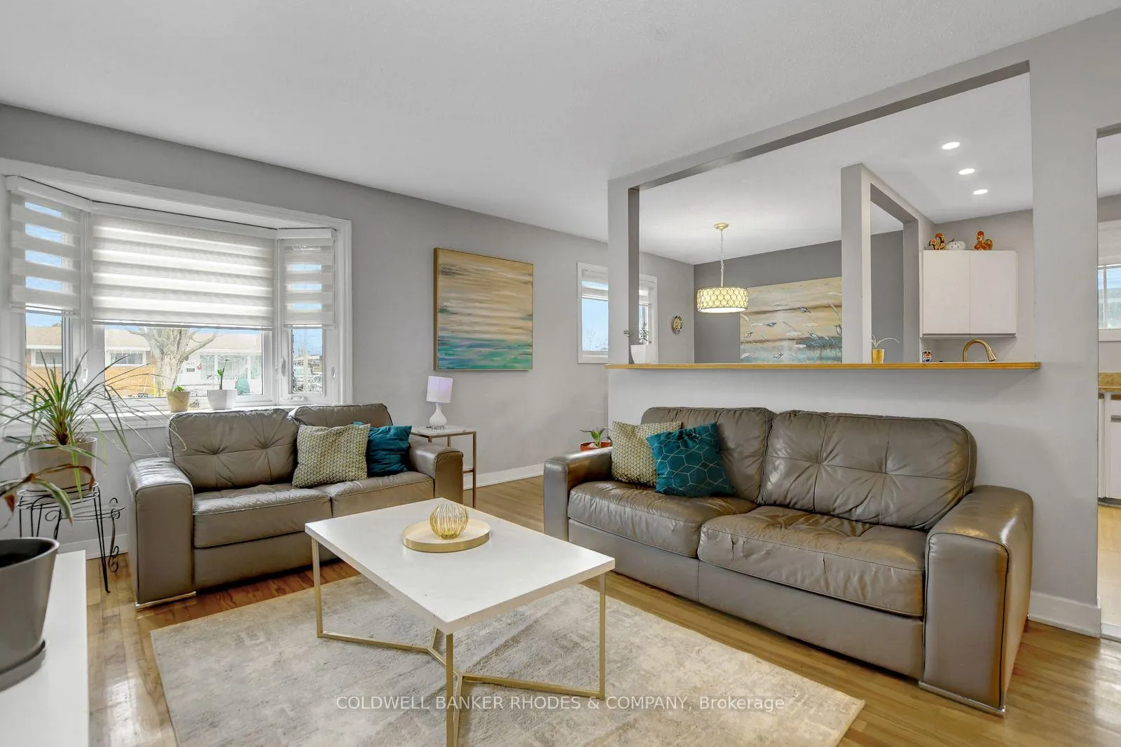 Photo 5 of 2424 Heaton Avenue, Ottawa, Hawthorne Meadows — HOMEH