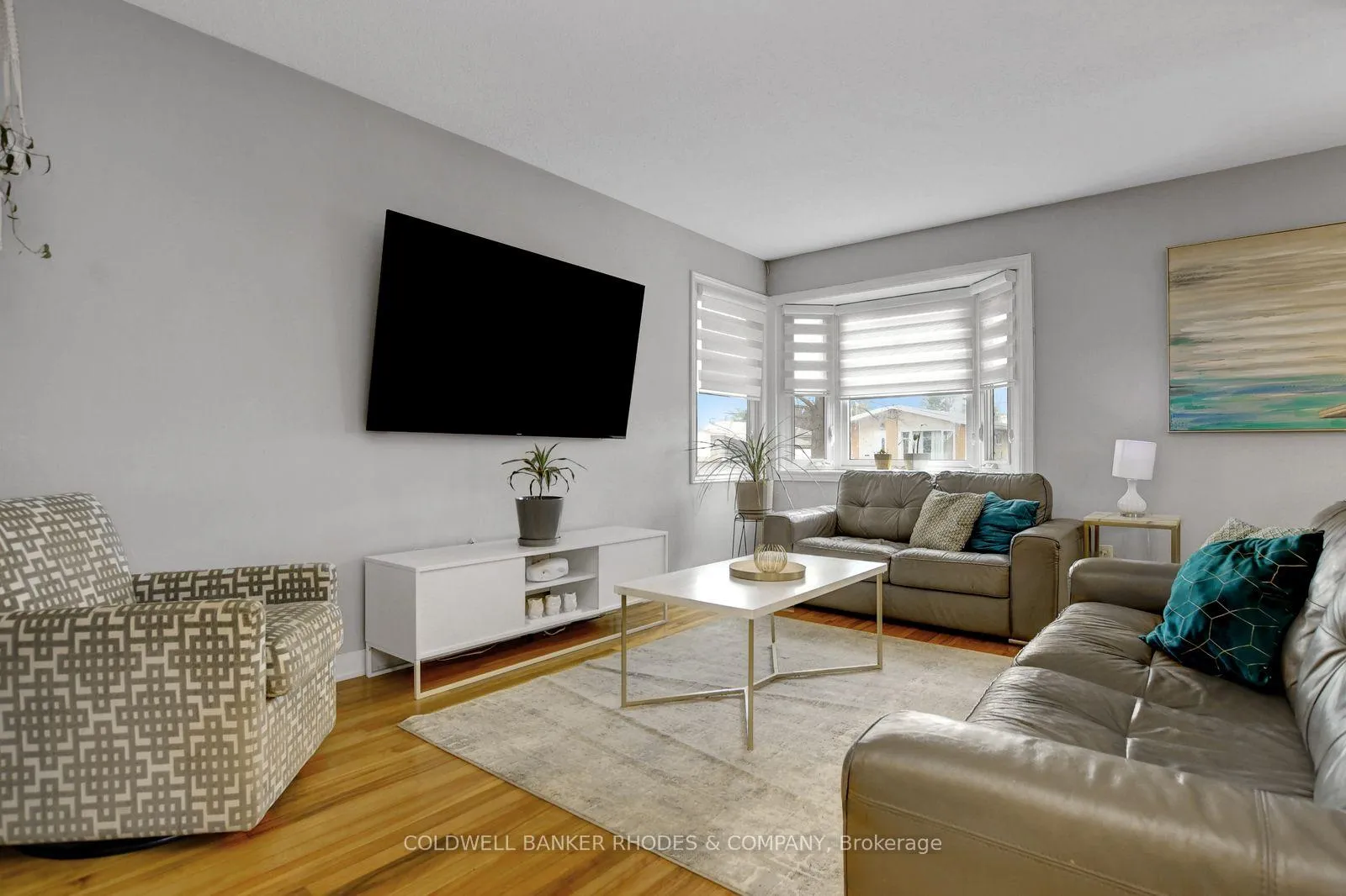 Photo 7 of 2424 Heaton Avenue, Ottawa, Hawthorne Meadows — HOMEH