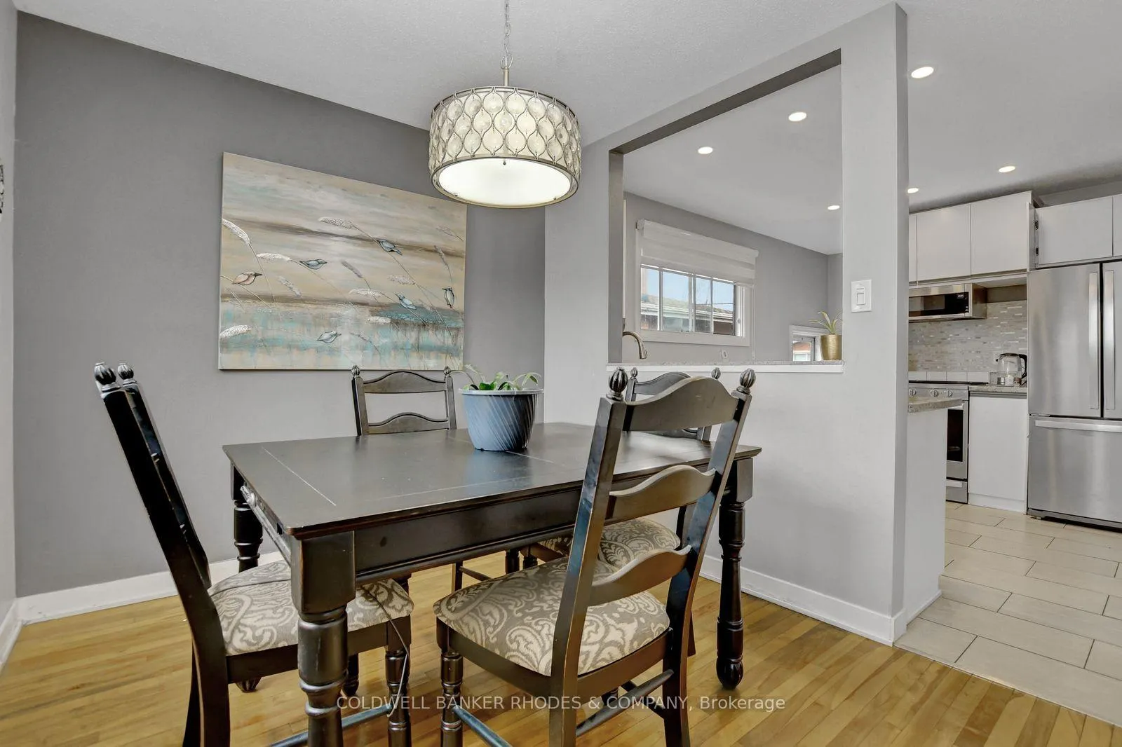 Photo 9 of 2424 Heaton Avenue, Ottawa, Hawthorne Meadows — HOMEH