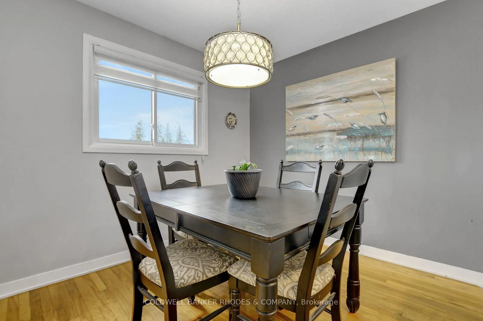 Photo 10 of 2424 Heaton Avenue, Ottawa, Hawthorne Meadows — HOMEH