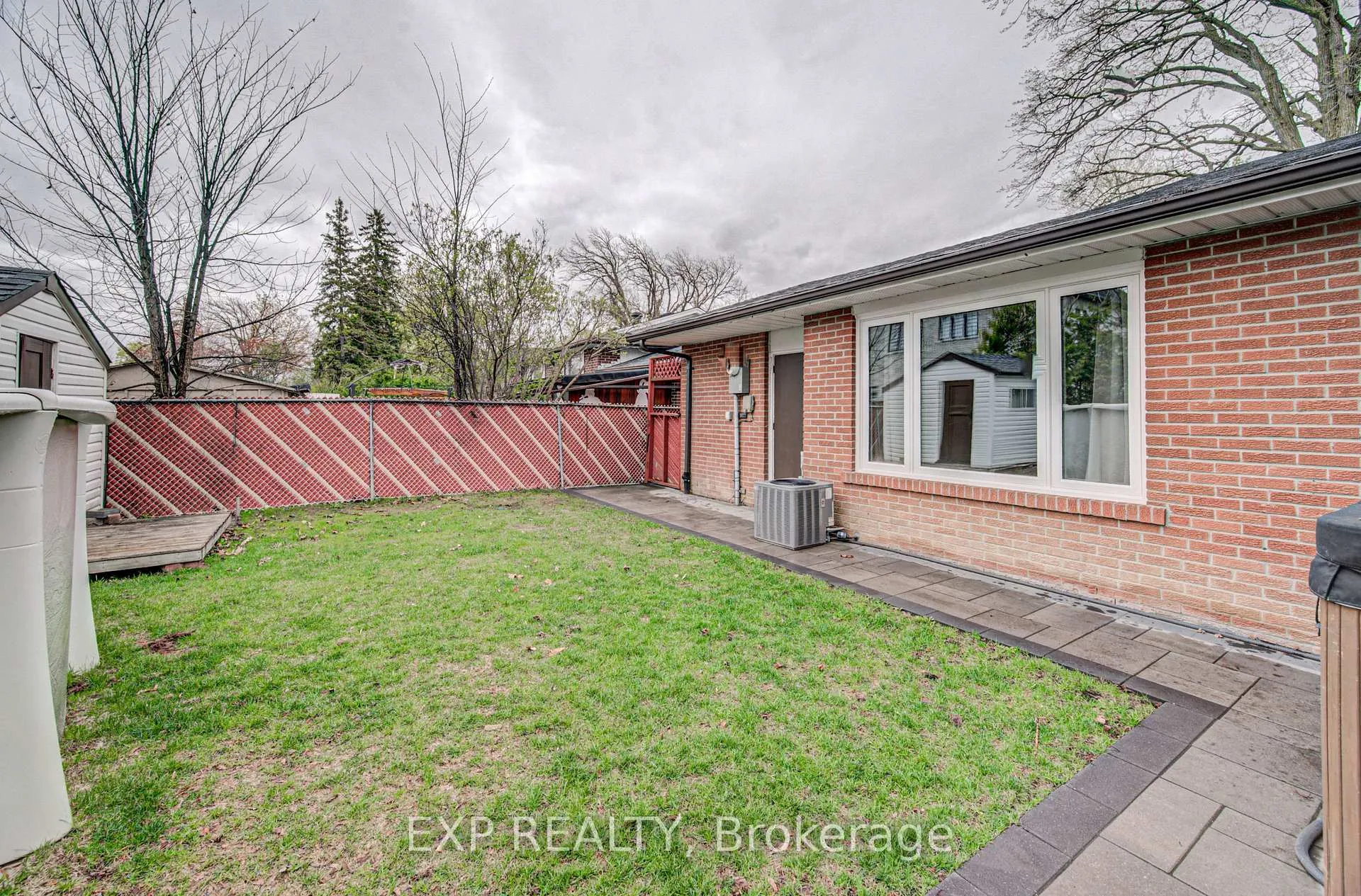Photo 32 of 8 Sanford Crescent, Brampton, Northwood Park — HOMEH