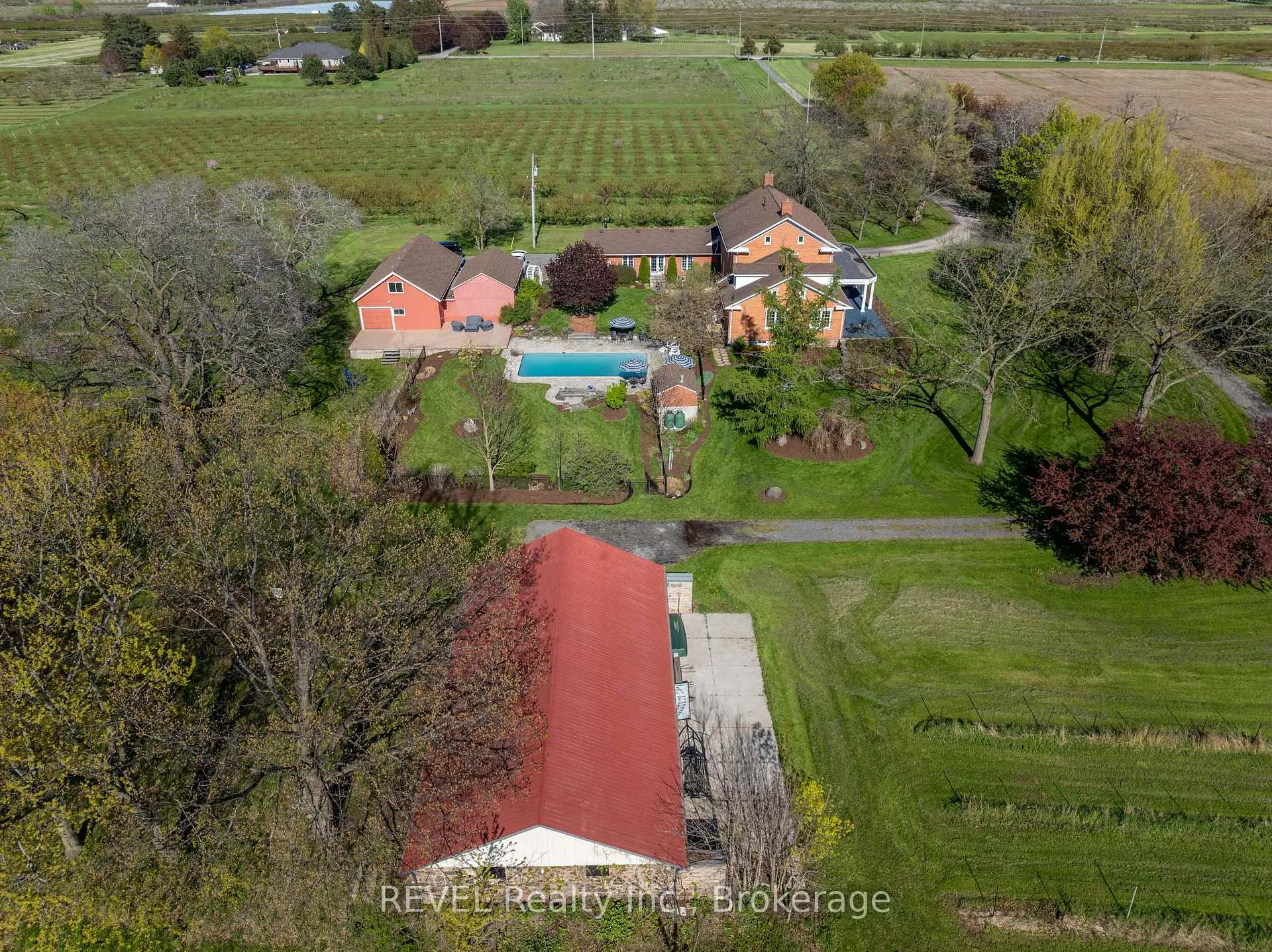Photo 9 of 4280 Cherry Avenue, Lincoln, Beamsville — HOMEH