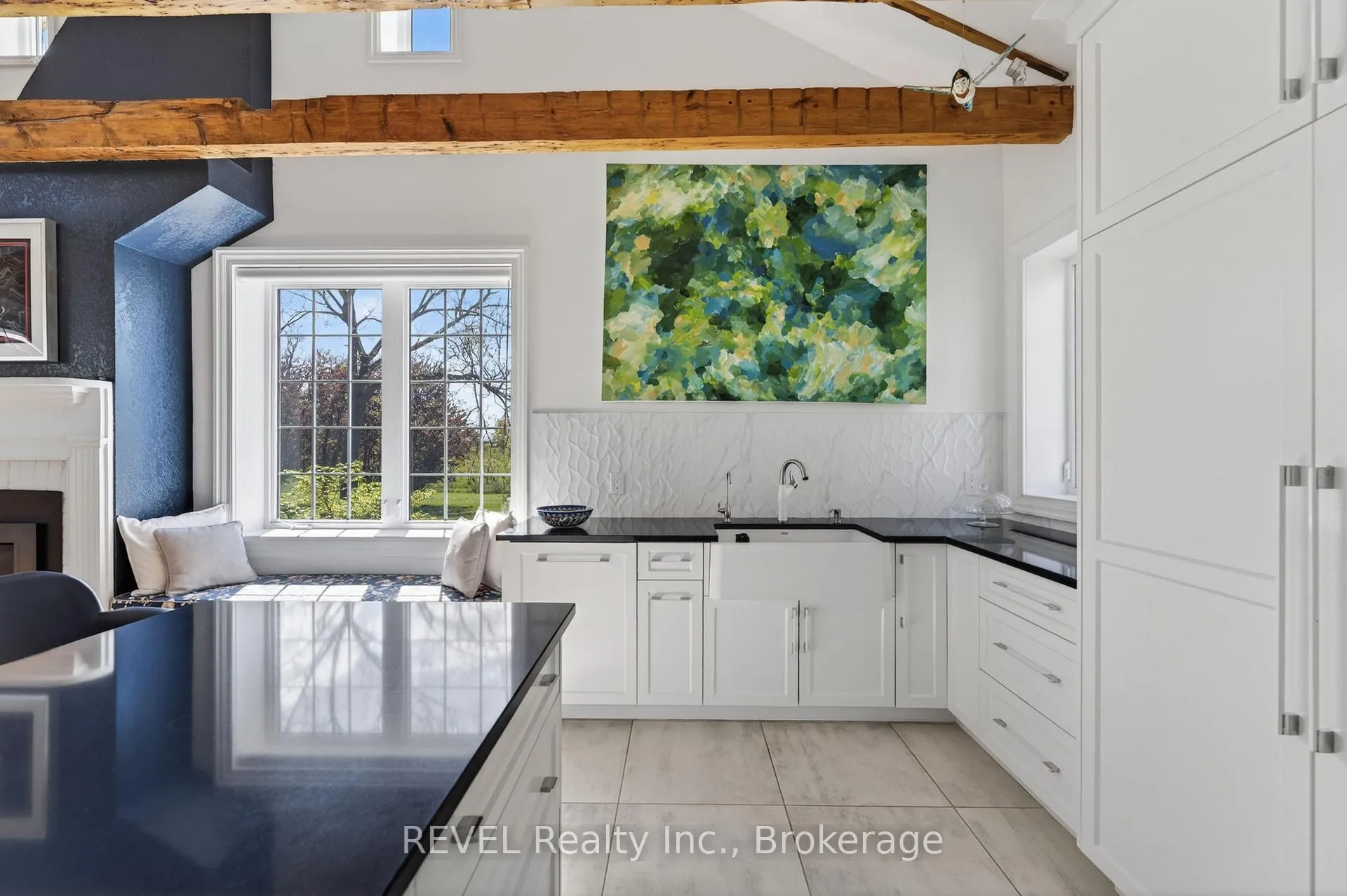 Photo 32 of 4280 Cherry Avenue, Lincoln, Beamsville — HOMEH