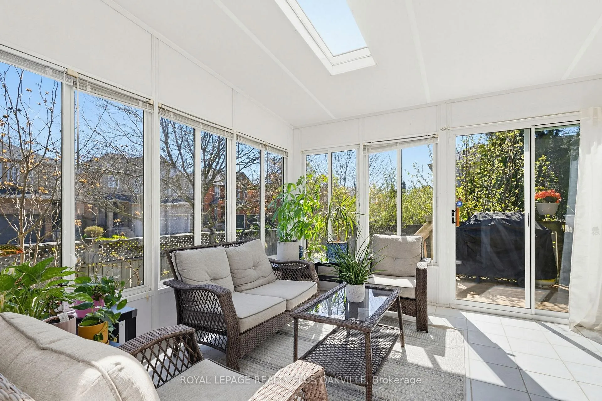 Photo 19 of 5200 Des Jardines Drive, Burlington, Uptown — HOMEH