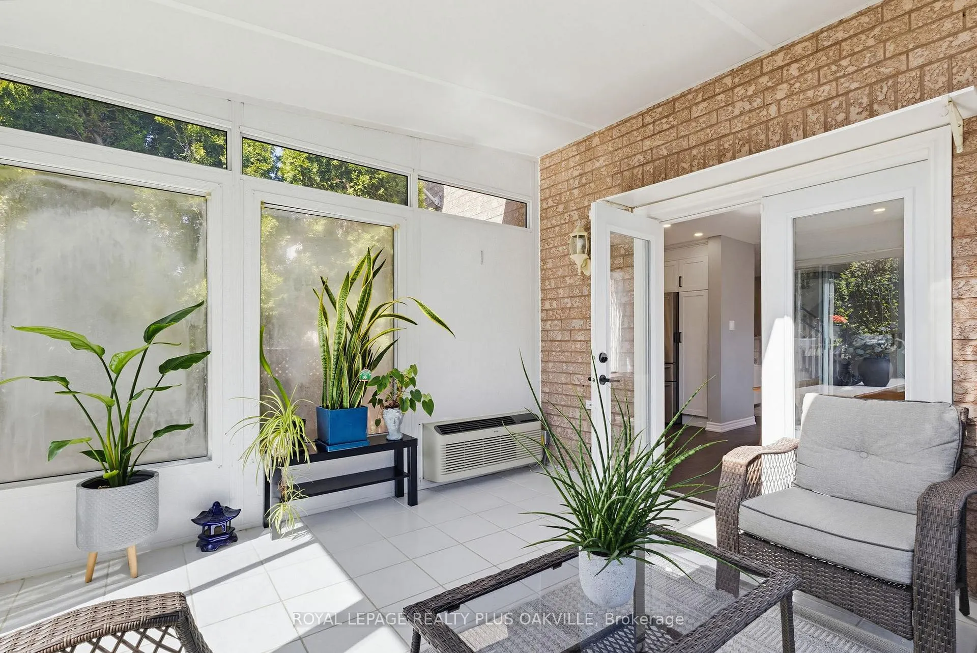 Photo 21 of 5200 Des Jardines Drive, Burlington, Uptown — HOMEH