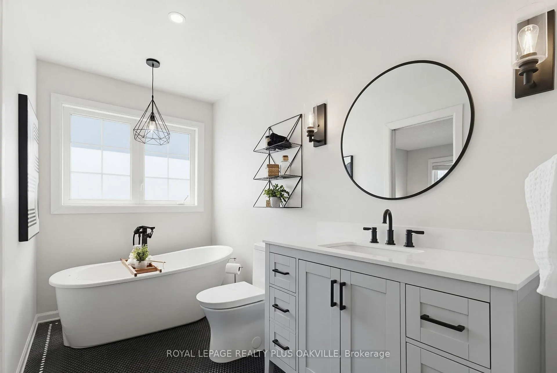 Photo 27 of 5200 Des Jardines Drive, Burlington, Uptown — HOMEH