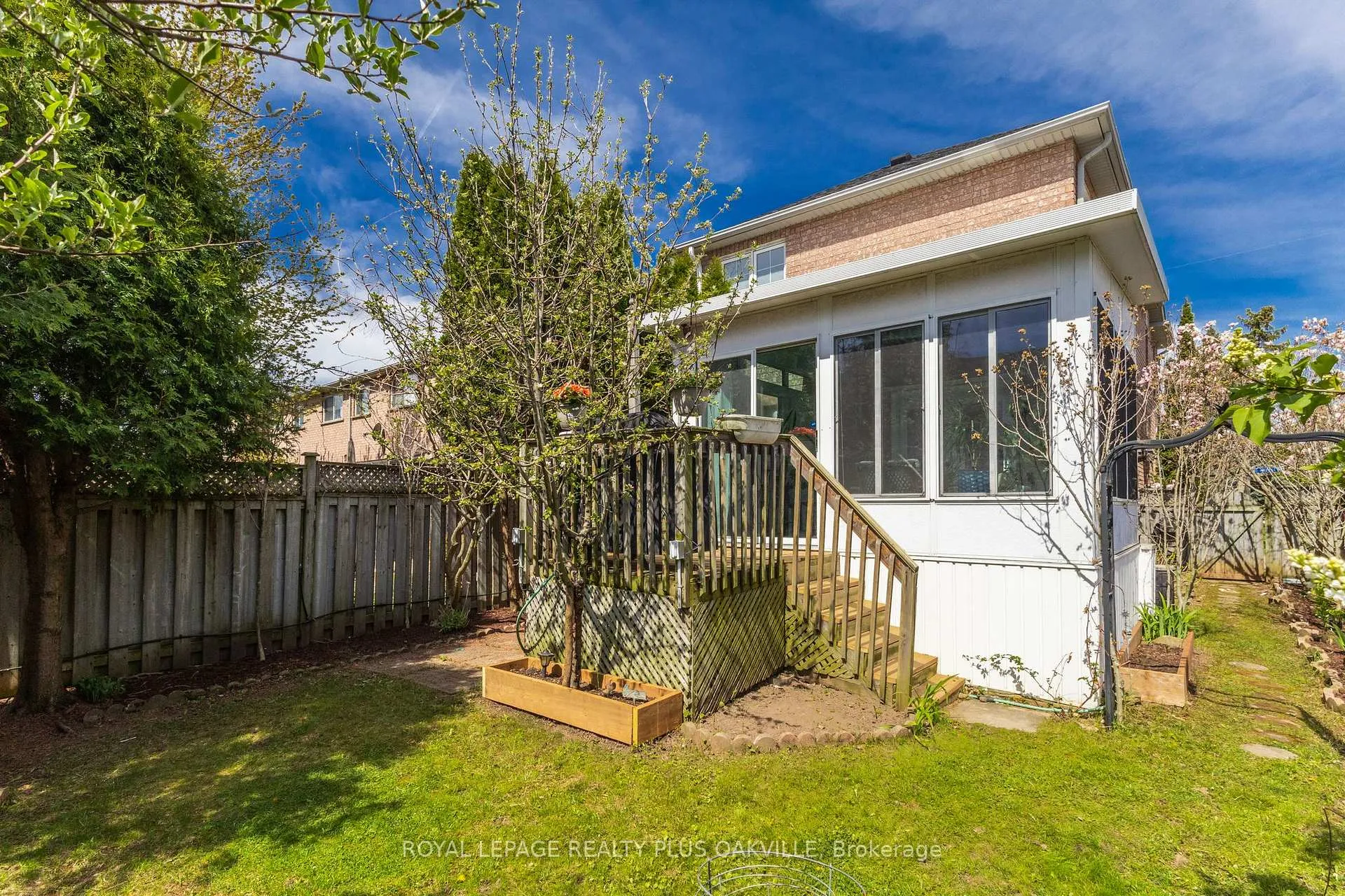Photo 35 of 5200 Des Jardines Drive, Burlington, Uptown — HOMEH