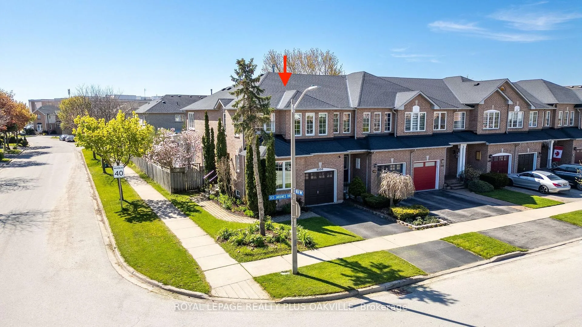 Photo 41 of 5200 Des Jardines Drive, Burlington, Uptown — HOMEH