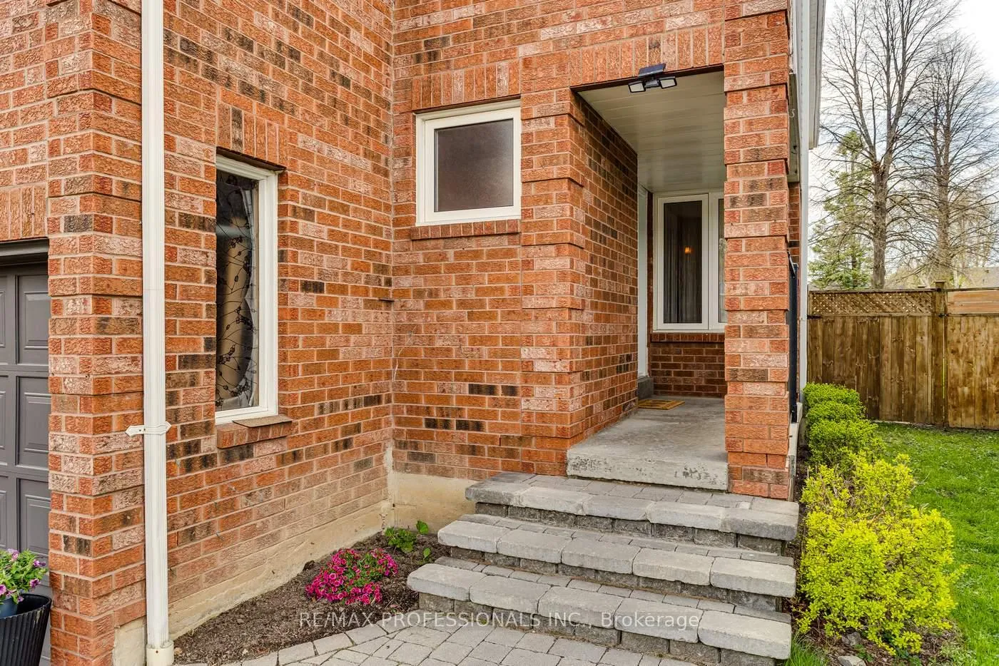 Photo 3 of 32 Heaver Drive, Whitby, Pringle Creek — HOMEH