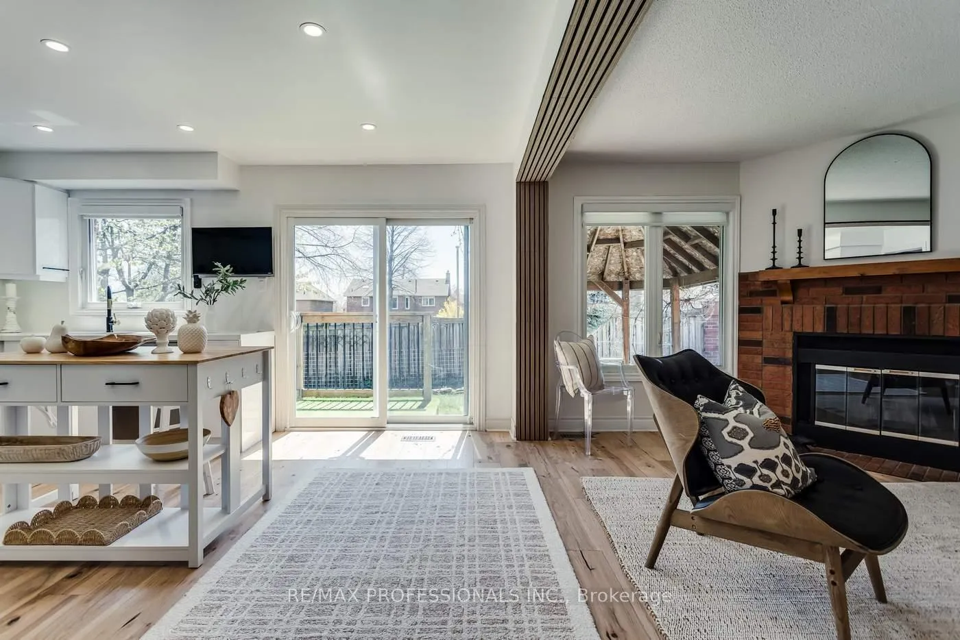 Photo 12 of 32 Heaver Drive, Whitby, Pringle Creek — HOMEH