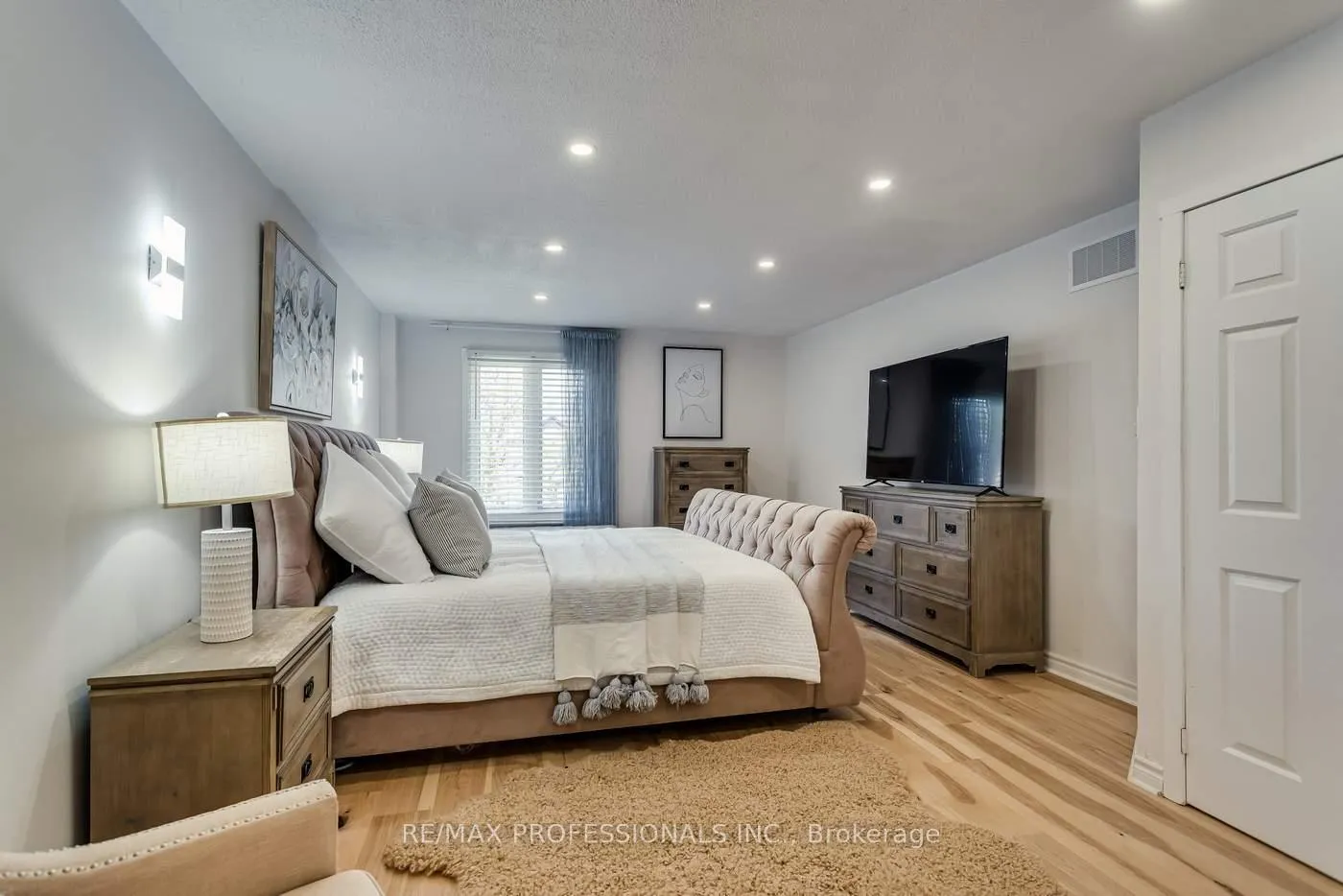 Photo 30 of 32 Heaver Drive, Whitby, Pringle Creek — HOMEH