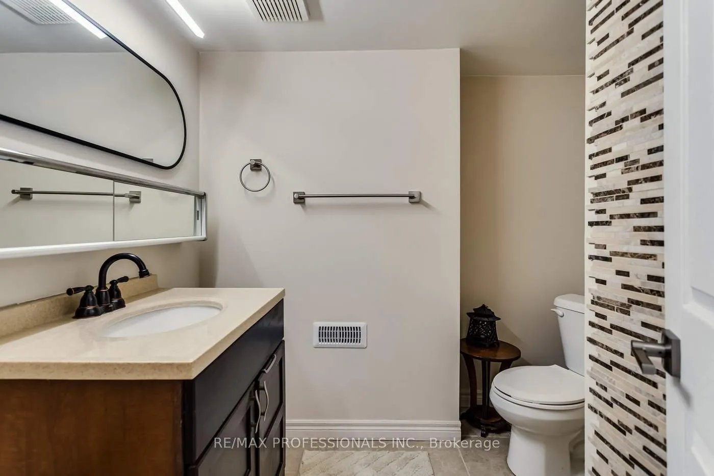 Photo 43 of 32 Heaver Drive, Whitby, Pringle Creek — HOMEH
