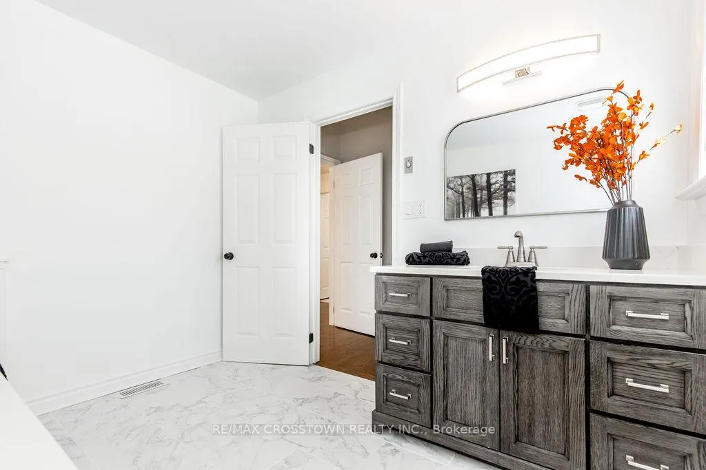 Photo 31 of 10 Beechwood Road, Oro-Medonte, Horseshoe Valley — HOMEH