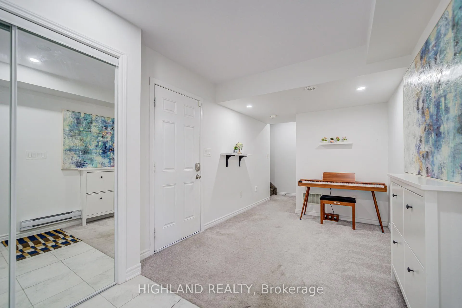Photo 3 of 283 Murlock Heights, Milton, Ford — HOMEH