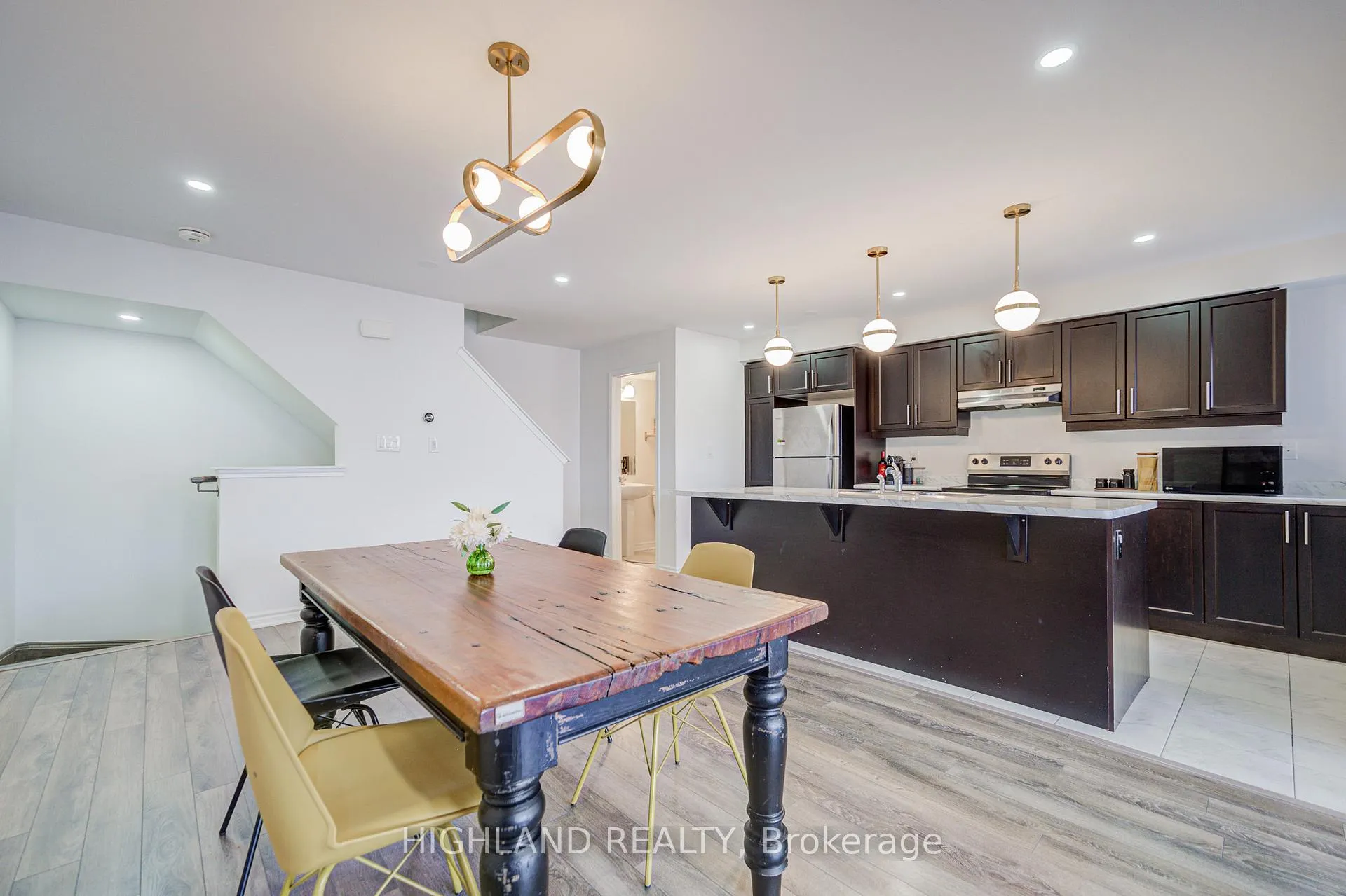 Photo 9 of 283 Murlock Heights, Milton, Ford — HOMEH