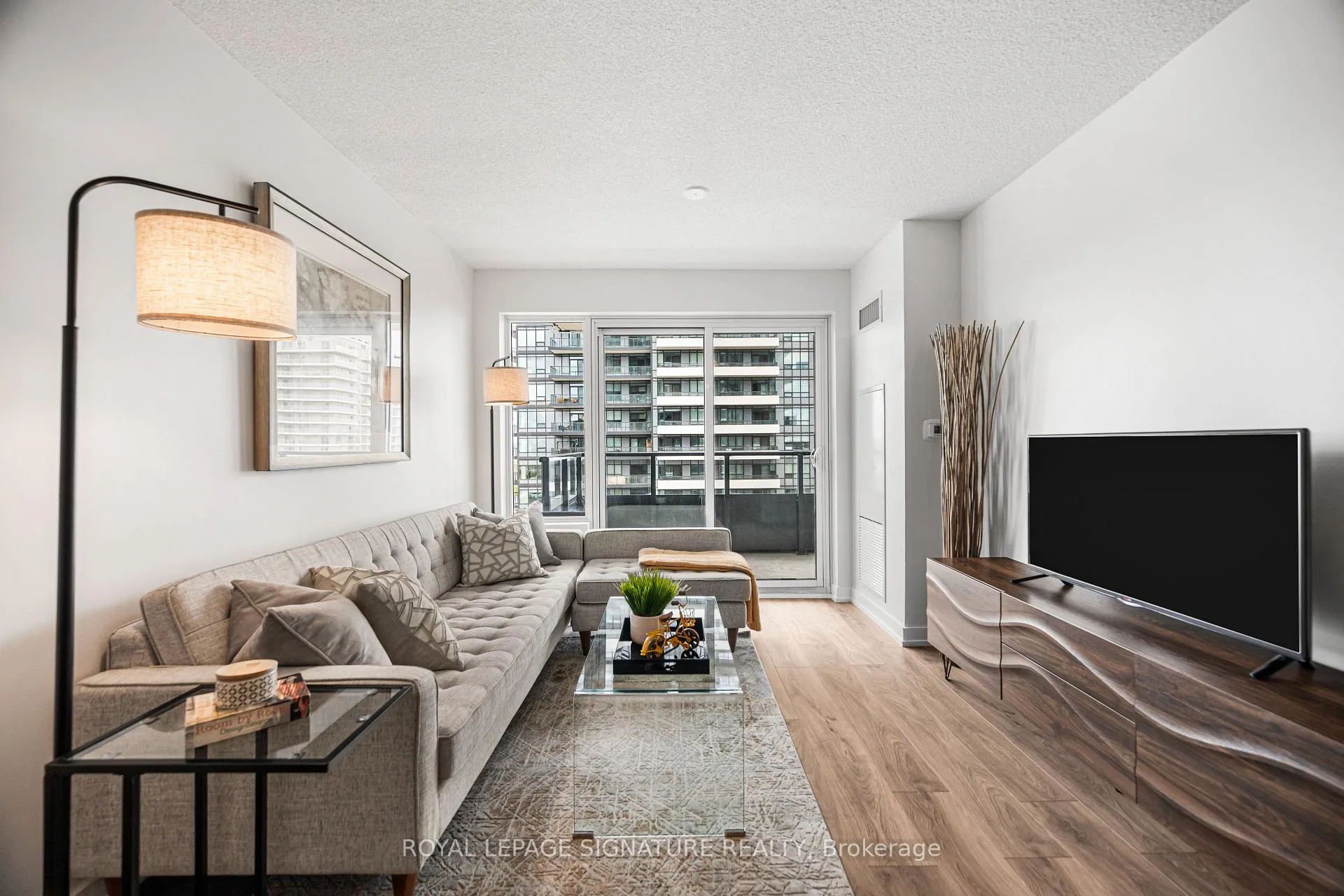 Photo 11 of Unit 2006, 1435 Celebration Drive, Pickering, Bay Ridges — HOMEH