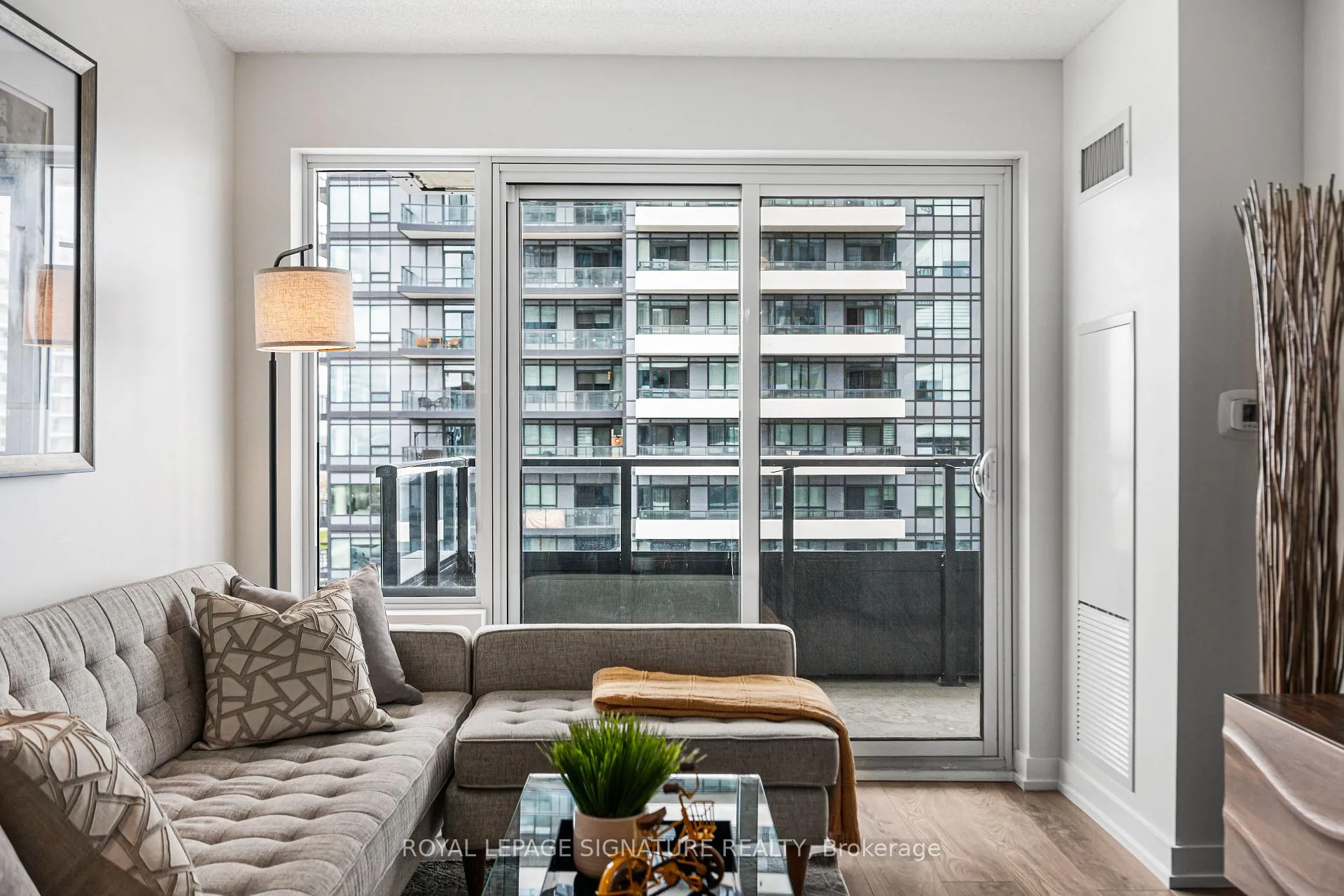 Photo 12 of Unit 2006, 1435 Celebration Drive, Pickering, Bay Ridges — HOMEH