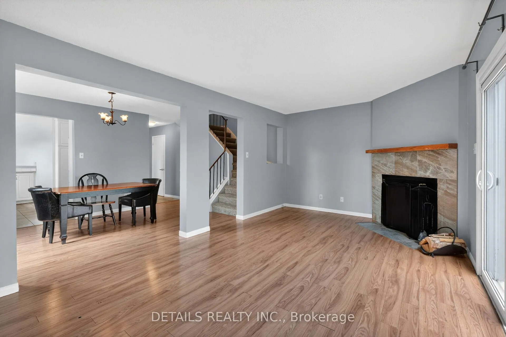 Photo 23 of Unit 43, 23 Clifford Private, Ottawa, Hunt Club Park — HOMEH