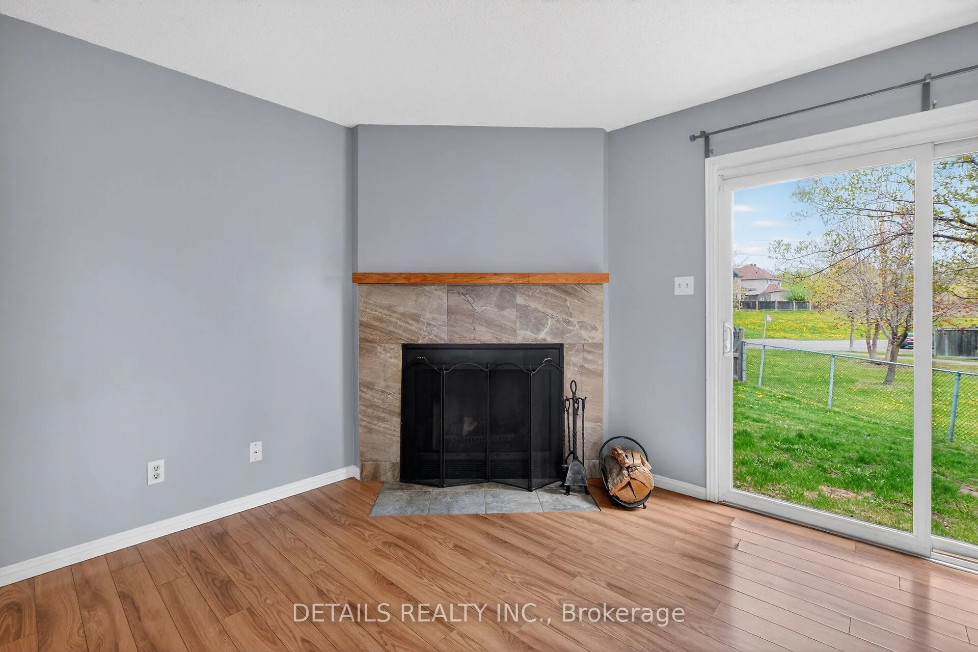 Photo 27 of Unit 43, 23 Clifford Private, Ottawa, Hunt Club Park — HOMEH