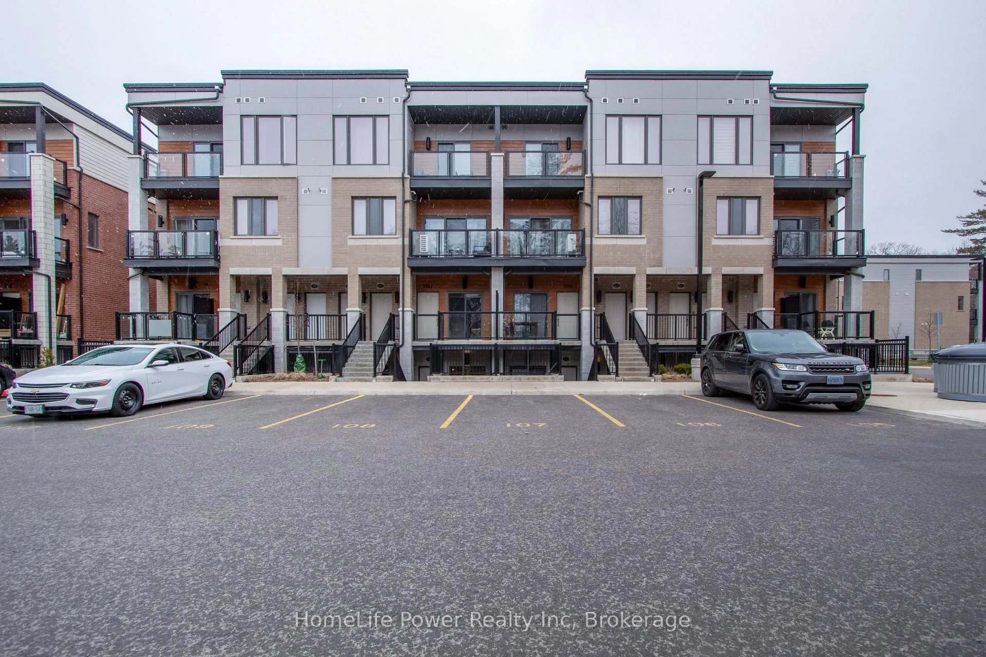 Front of Unit G-105, 25 Isherwood Avenue
