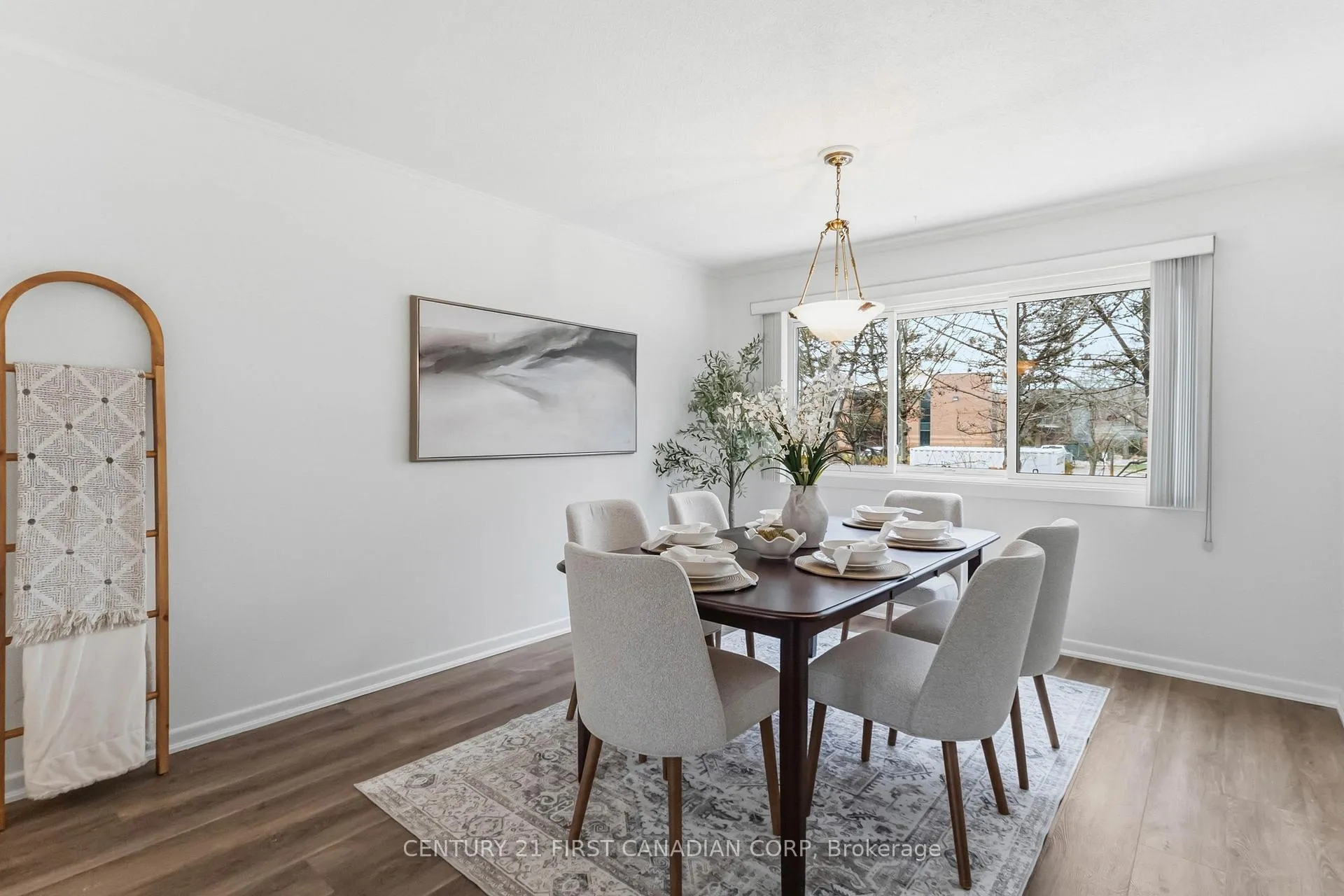 Photo 16 of 731 Wilkins Street, London, South R — HOMEH