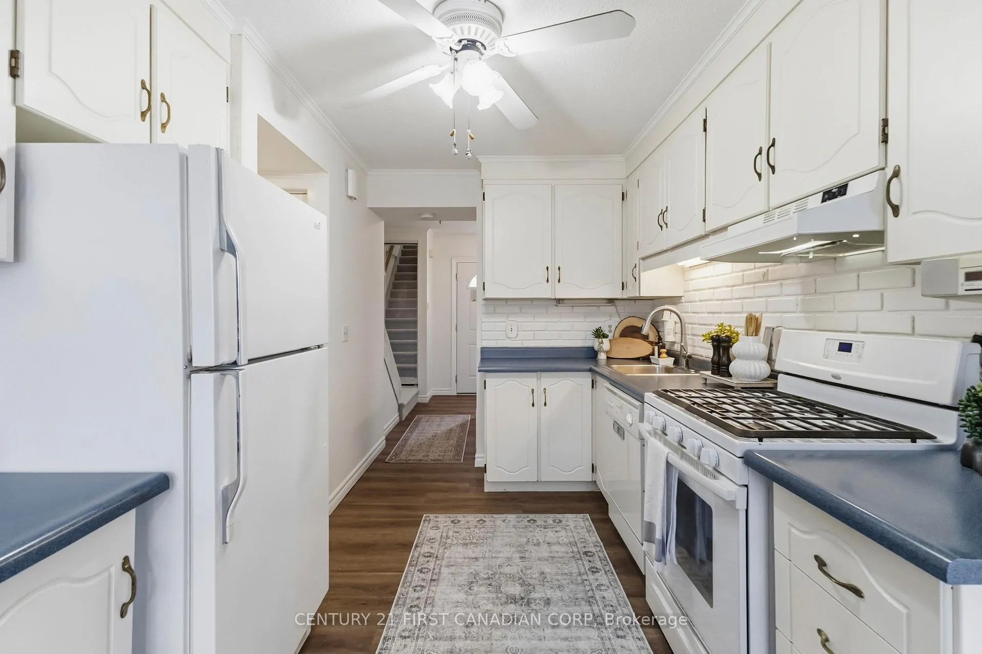 Photo 21 of 731 Wilkins Street, London, South R — HOMEH