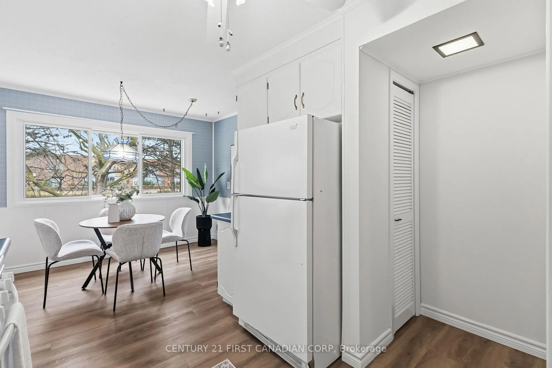 Photo 22 of 731 Wilkins Street, London, South R — HOMEH