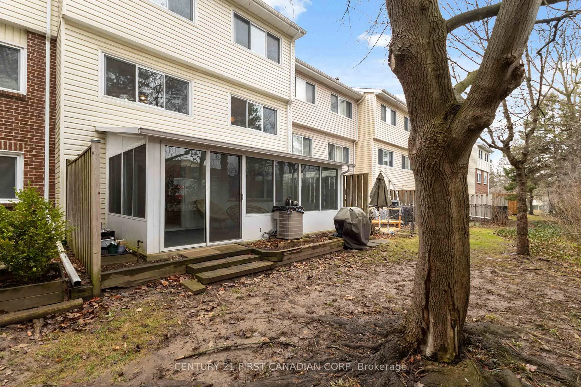 Photo 47 of 731 Wilkins Street, London, South R — HOMEH